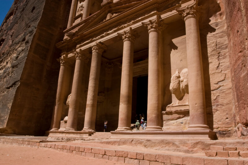 Petra in Jordan — The famous Treasury of Petra, Jordan — Archaeology, Jordan, Petra, Treasury