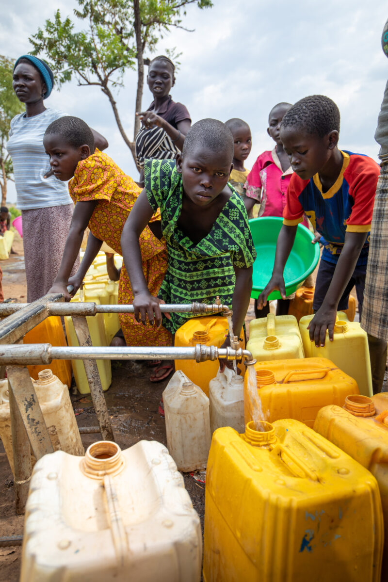 BidiBidi2017_1773 — Adult, Boat, Canoe, Eyes Closed, Eyes Open