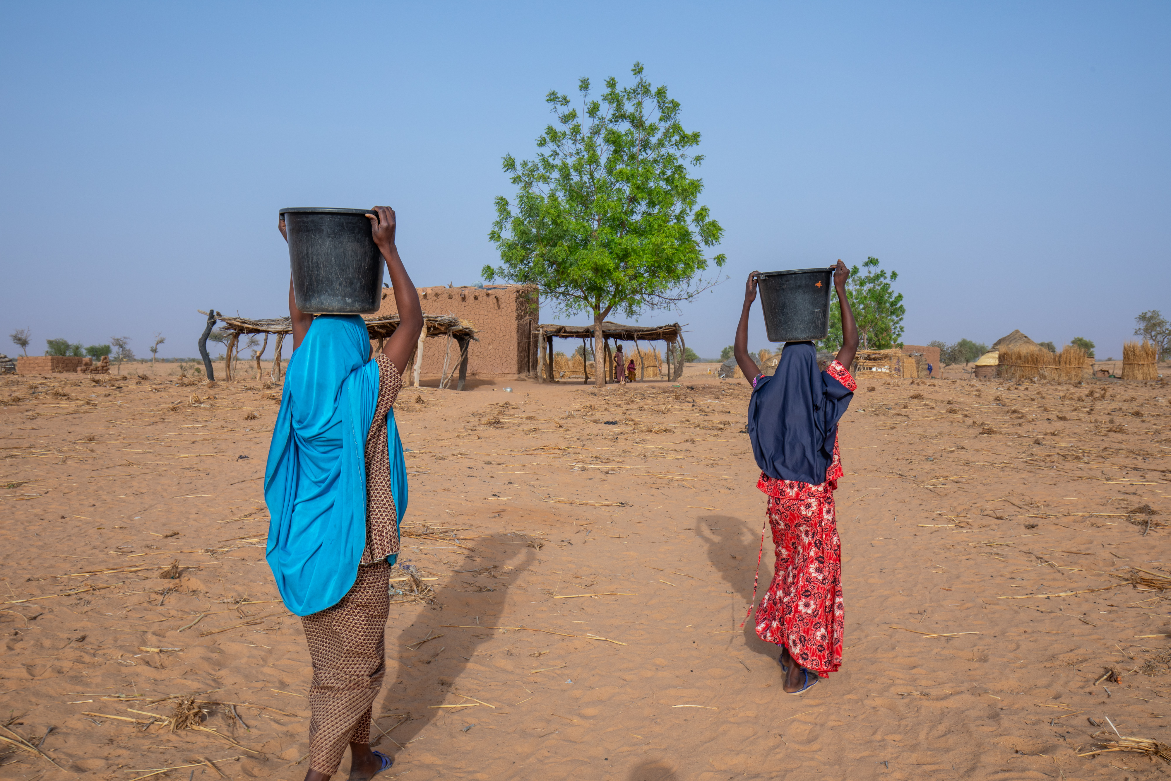 Collecting Water in Niger