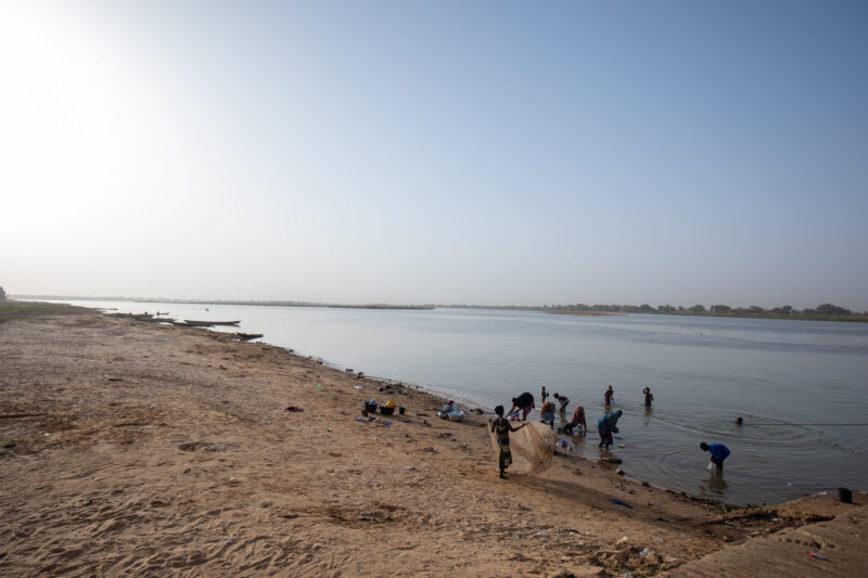 Niger2019__4379 — Africa, Beach, Boat, Education, Nature