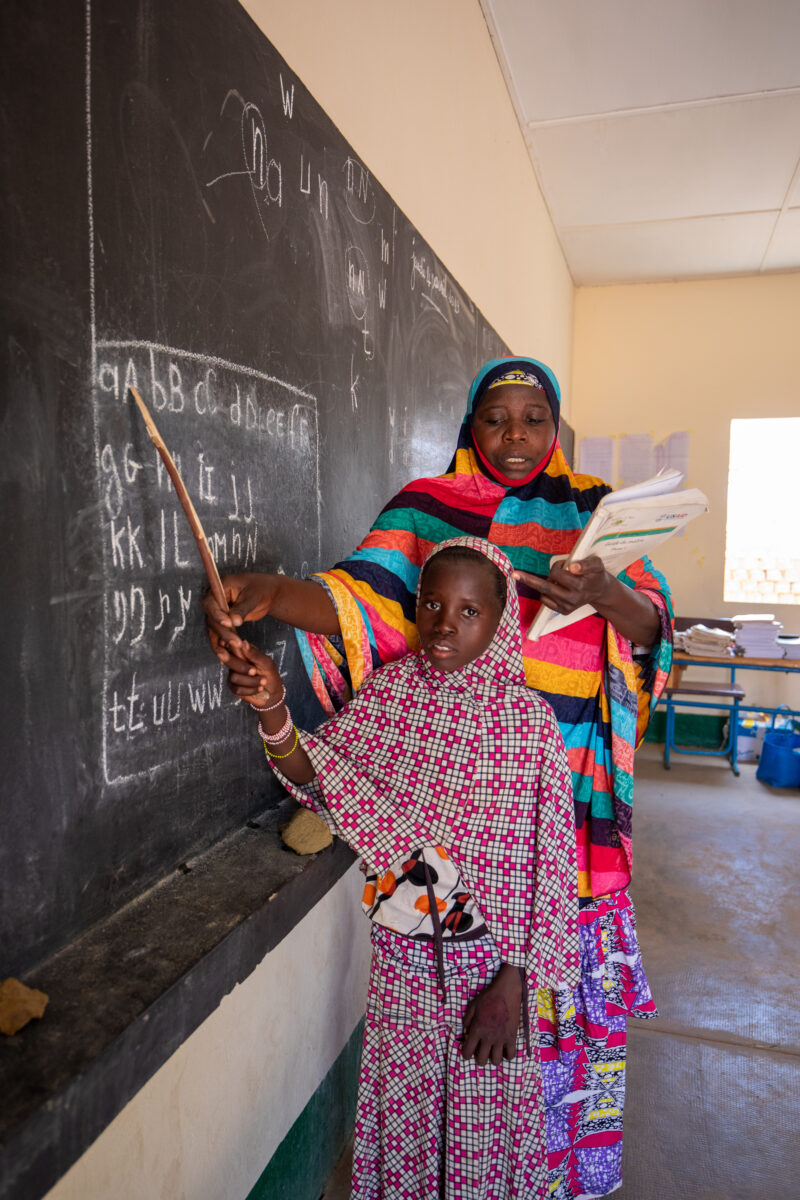Niger2019__4767 — Africa, Child, Education, Eyes Closed, Eyes Open