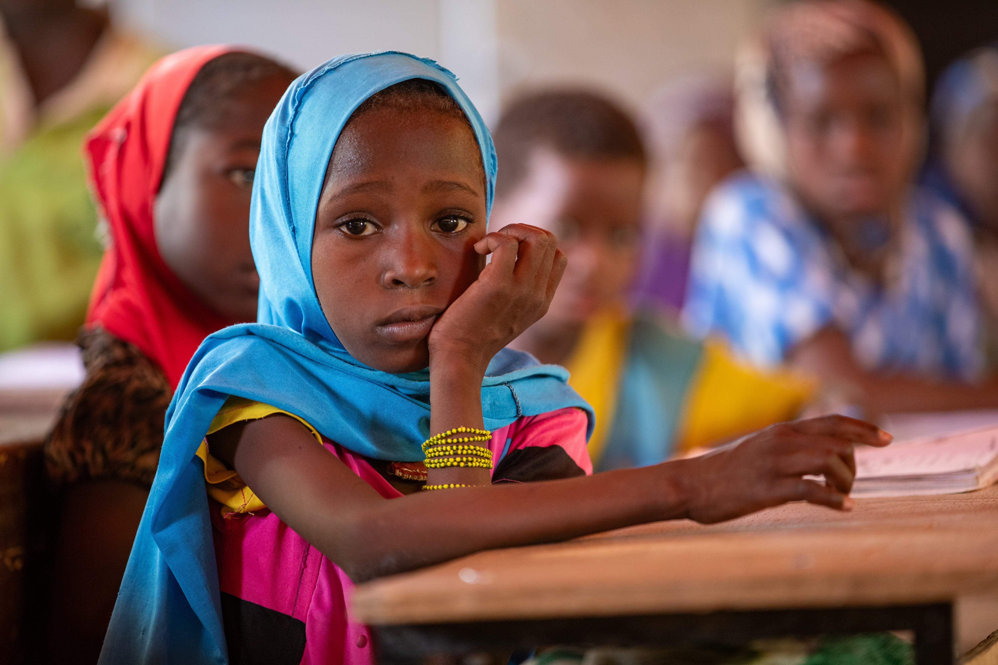 Girl in Niger Attends School