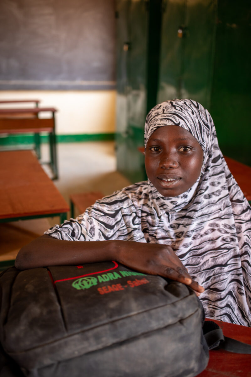 Girl in Niger Attends School — With a long tradition of early marriage, most girls in Niger drop out of school after the second grade — Africa, Education, Ey...