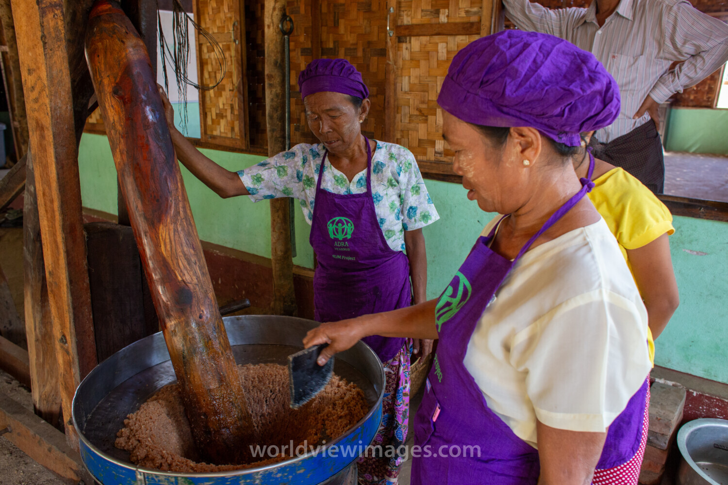Peanut Butter Grinding