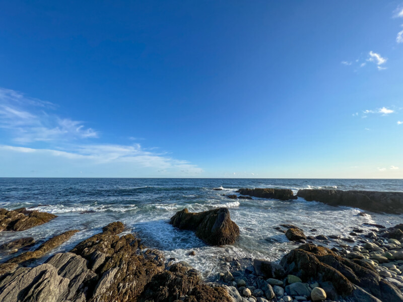 Rocky Coast of Newfoundland — Scenic beauty of the rocky shoreline of Canada's Newfoundland — Beach, Nature, Ocean, Sand, Waters