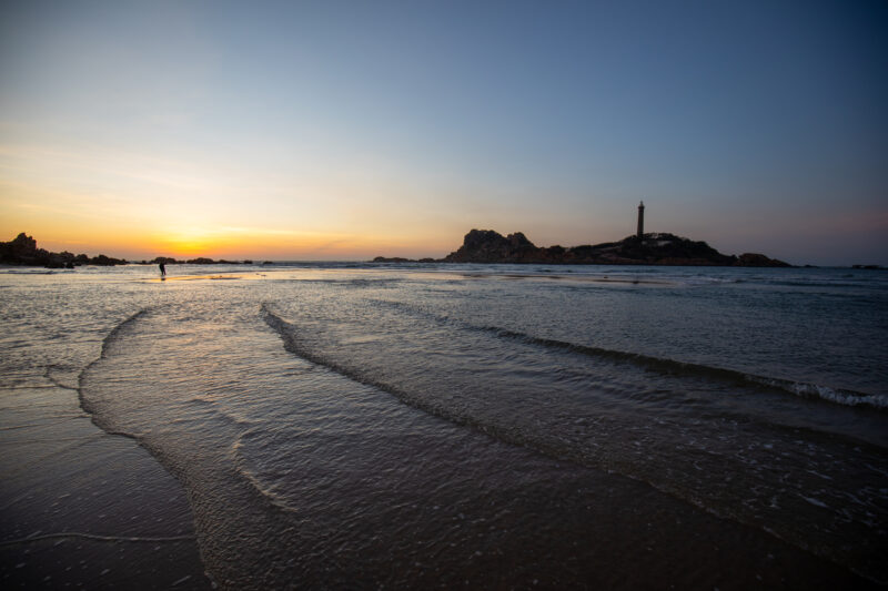Sunrise in Vietnam — Beach, Nature, Ocean, Sand, Sky