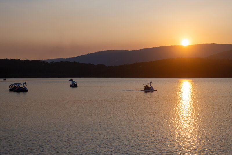 Sunset in Da Lat — Lake near Da Lat at Sunset — Lake, Nature, Person, Sky, Sport