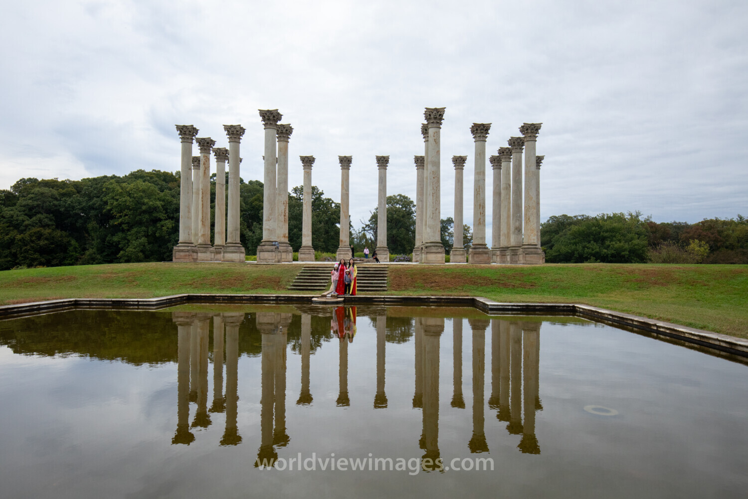 National Capital Columns