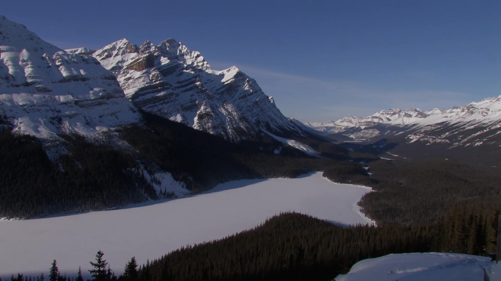 Peyto Lake in Winter