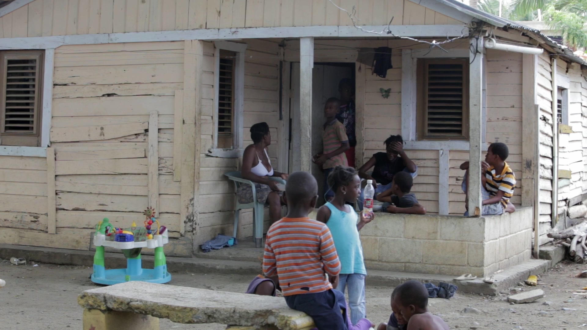 Living in Poverty in the Dominican Republic