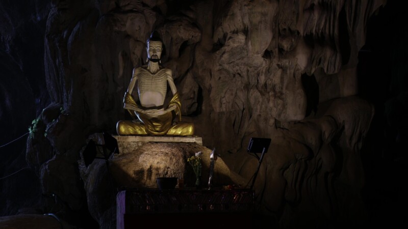 Kaw Gon Cave in Myanmar
