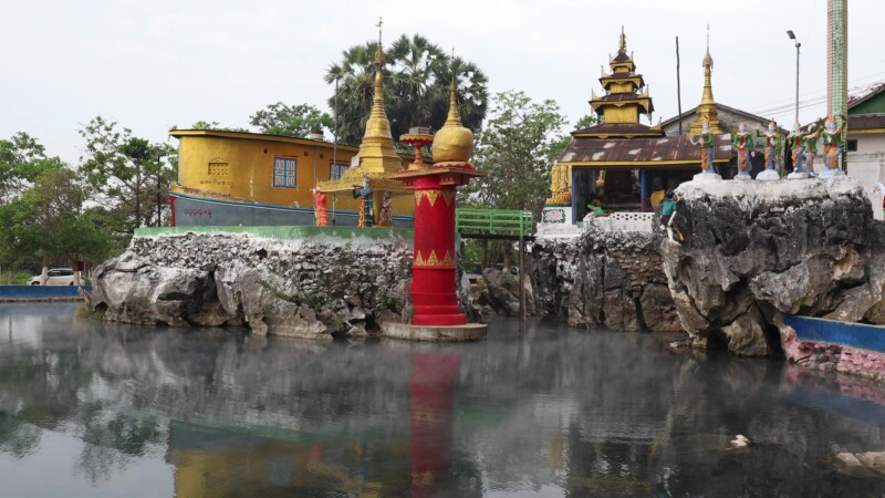 Kaw Gon Cave in Myanmar