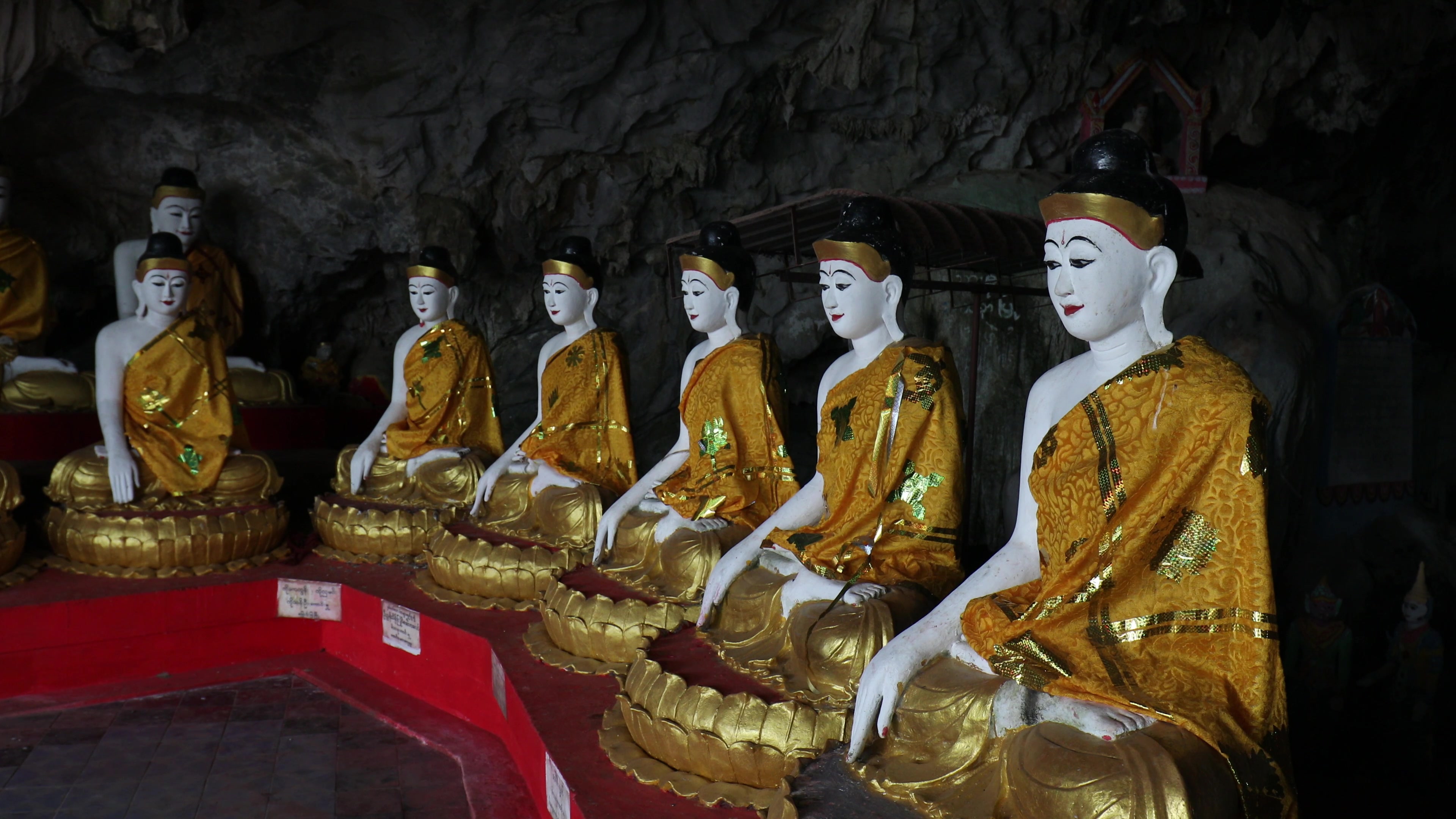 Kaw Gon Cave in Myanmar