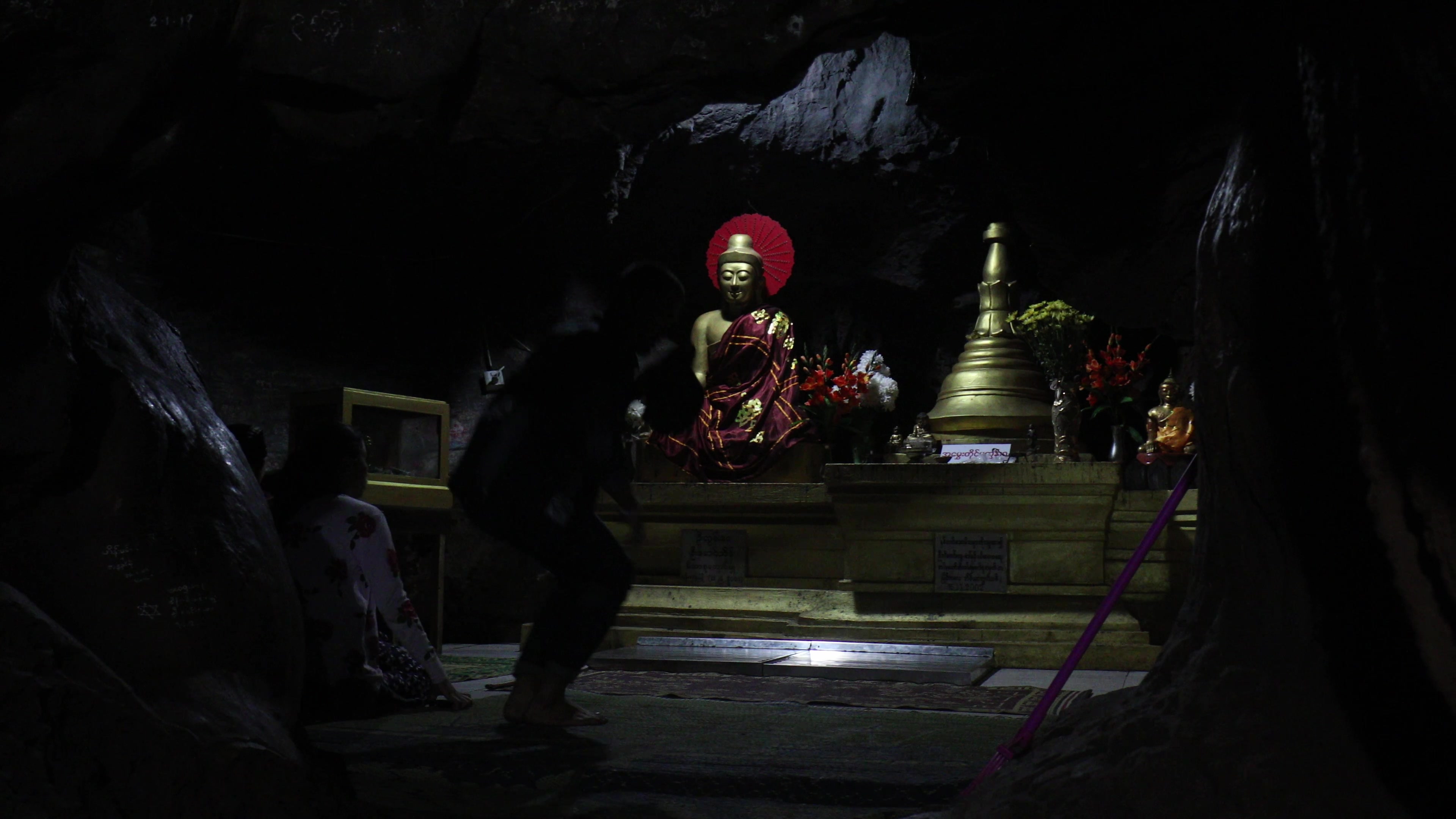 Kaw Gon Cave in Myanmar