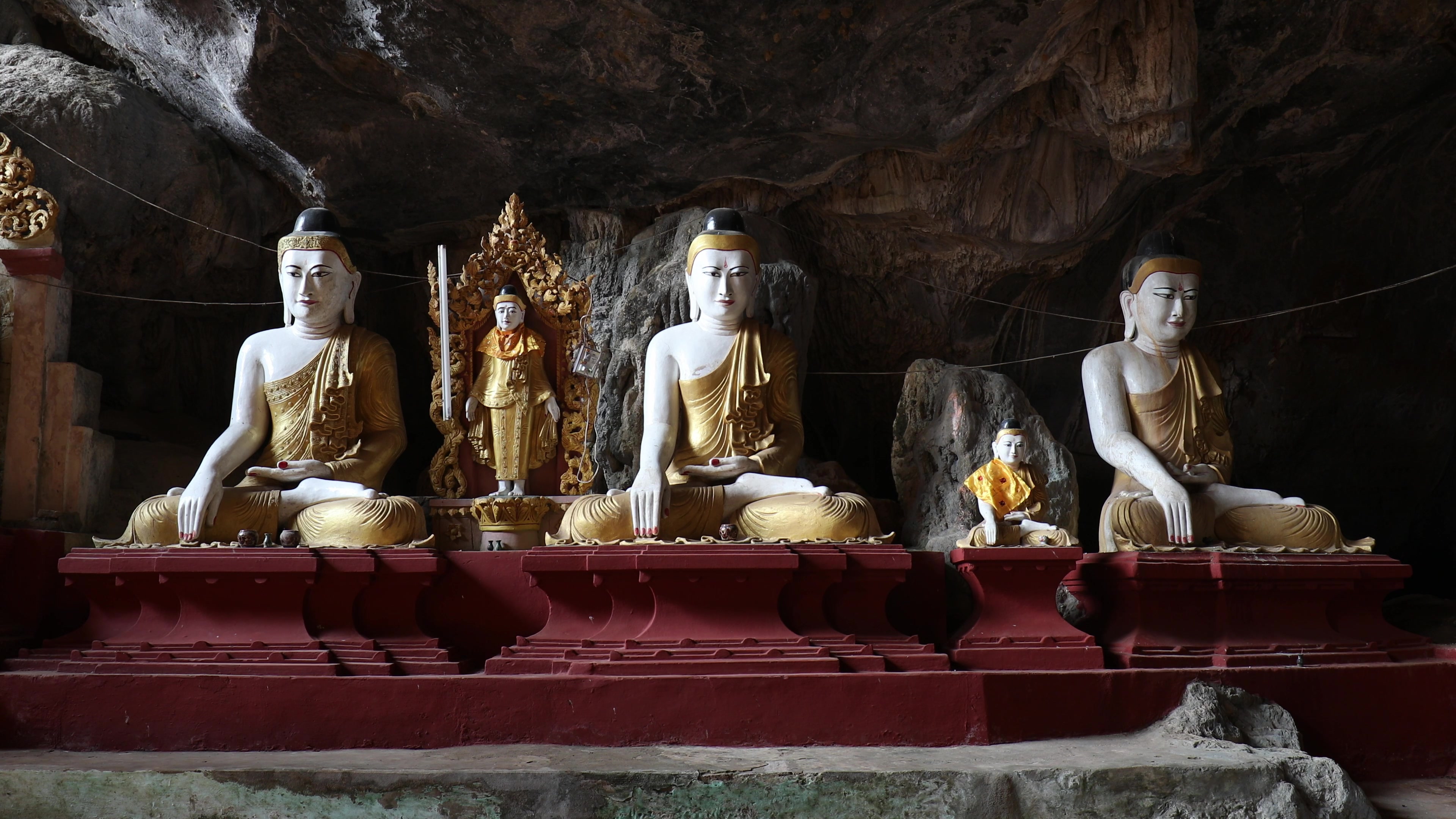 Kaw Gon Cave in Myanmar