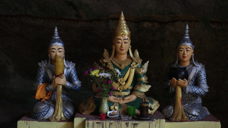 Kaw Gon Cave in Myanmar