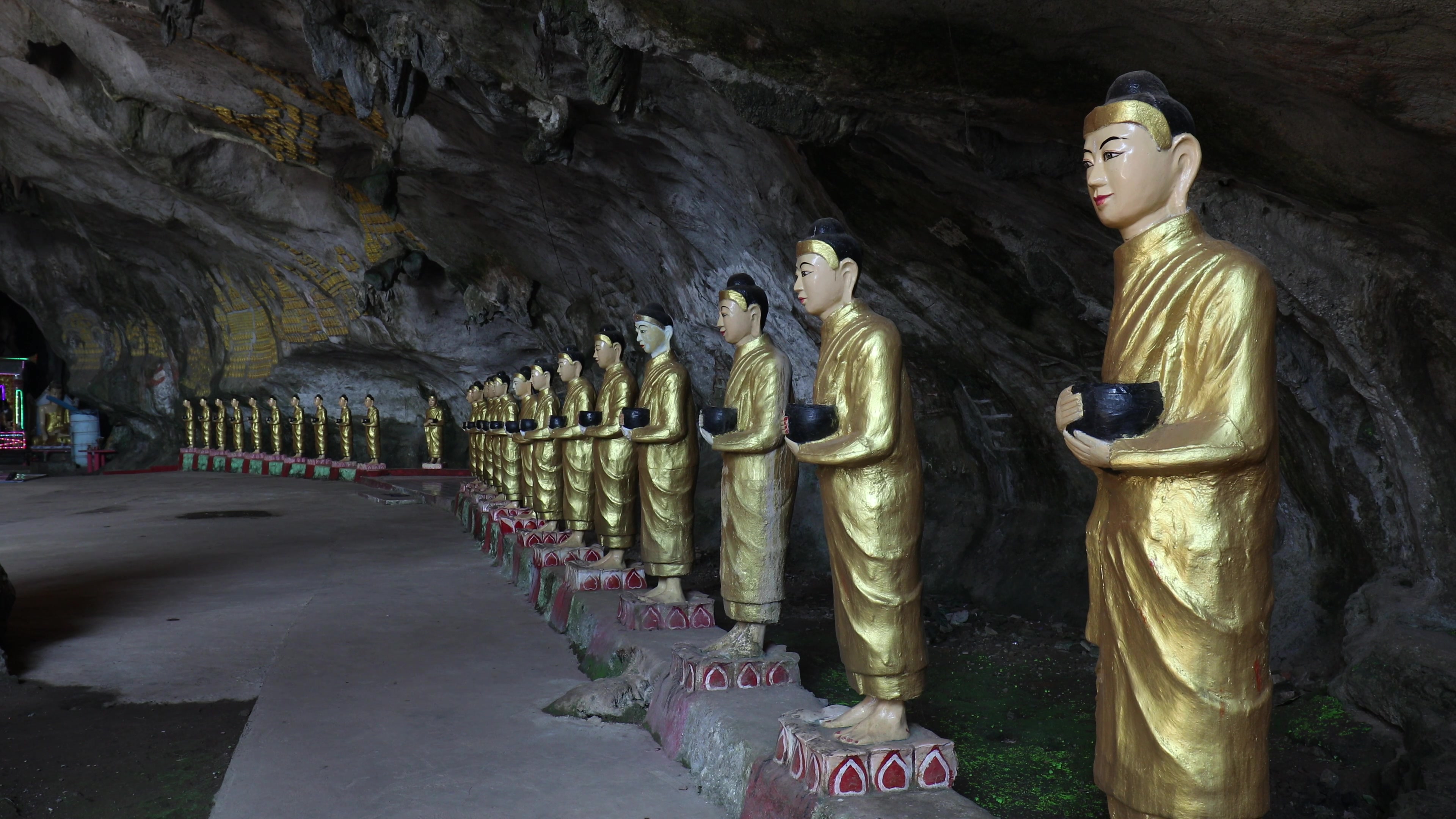 Kaw Gon Cave in Myanmar