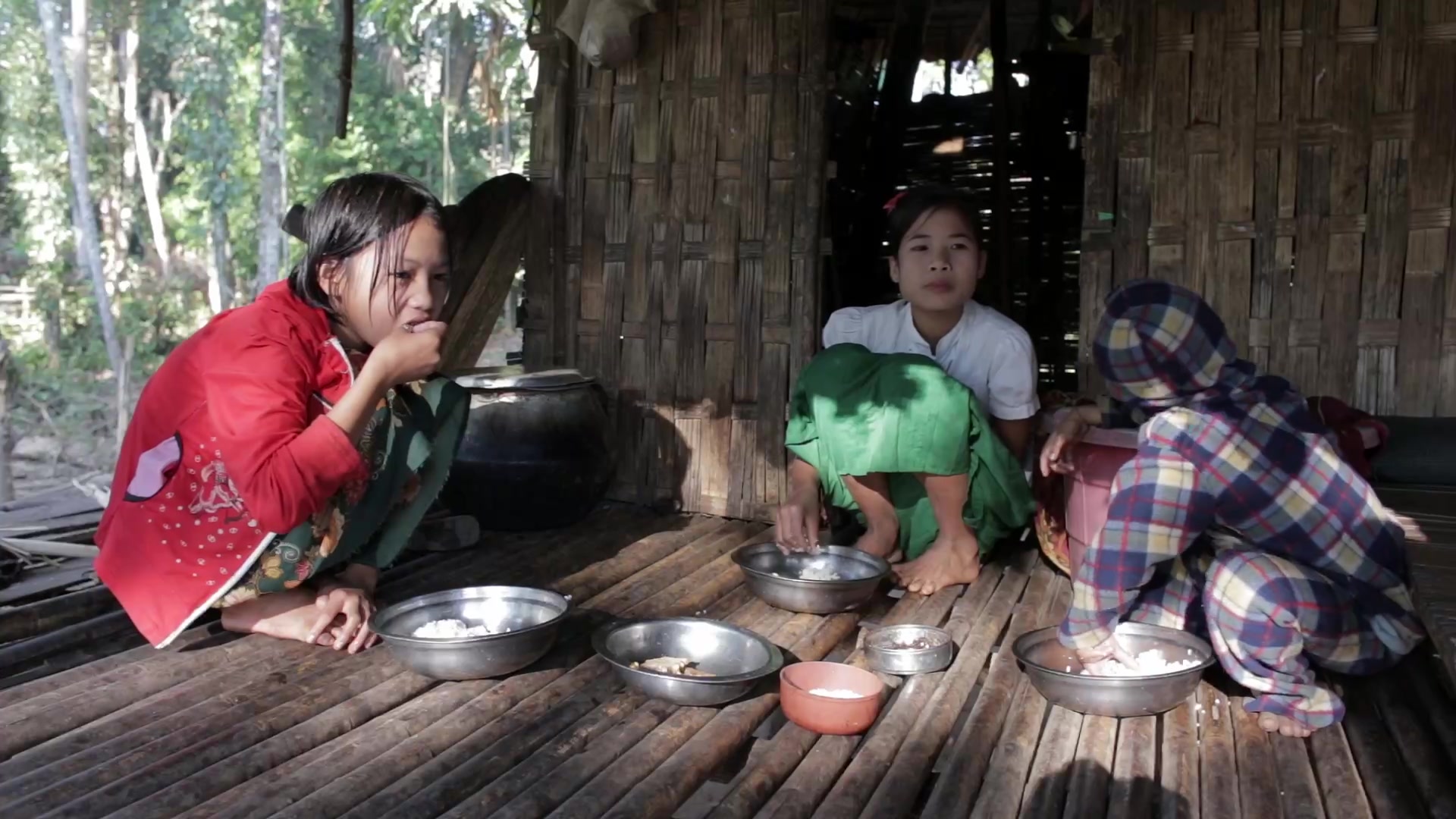 Children in Myanmar Eat Breakfast