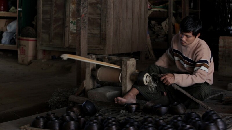Man Works at a Crafts Shop in Burma — Man Works at a Crafts Shop in Bagan, making Lacquerware for the tourists that come to the region. — Burma, Myanmar, cra...