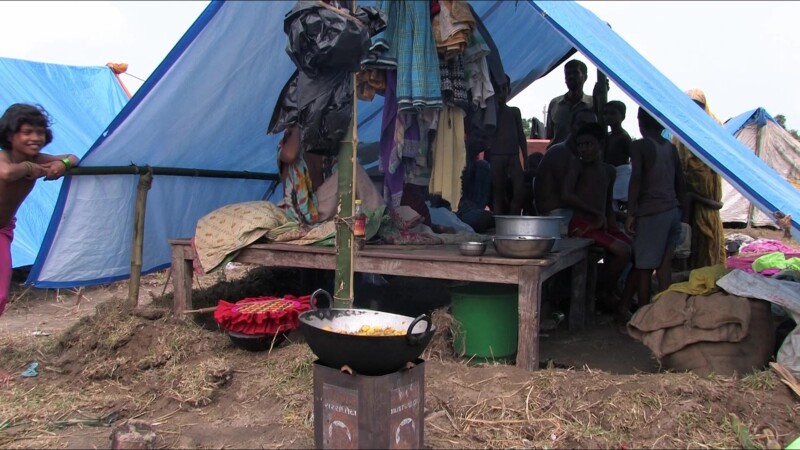 Emergency Shelters at an IDP Camp — Victims of floods take temporary shelter at an IDP camp in NepalKeywords: Nepal, IDP, Internally Displaced