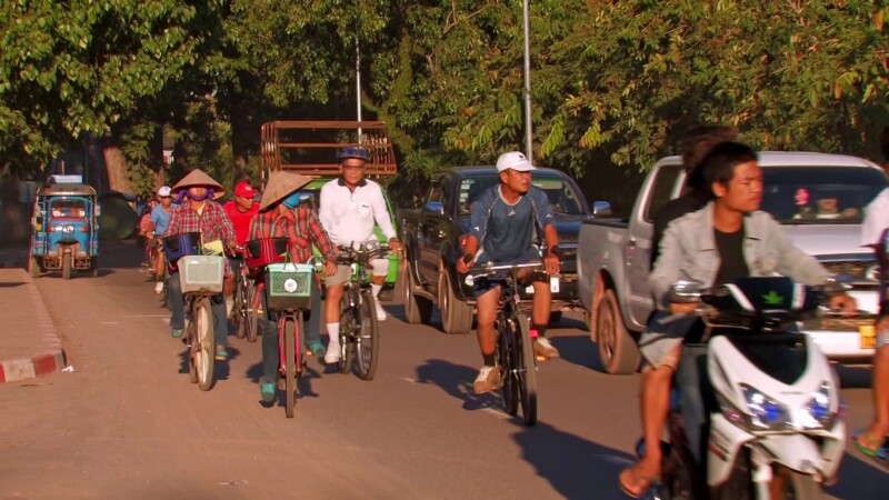 Street Scene in Vientiane — Typical street traffic in the capital city of VientianeKeywords: Laos, Vientiane, streets, traffic