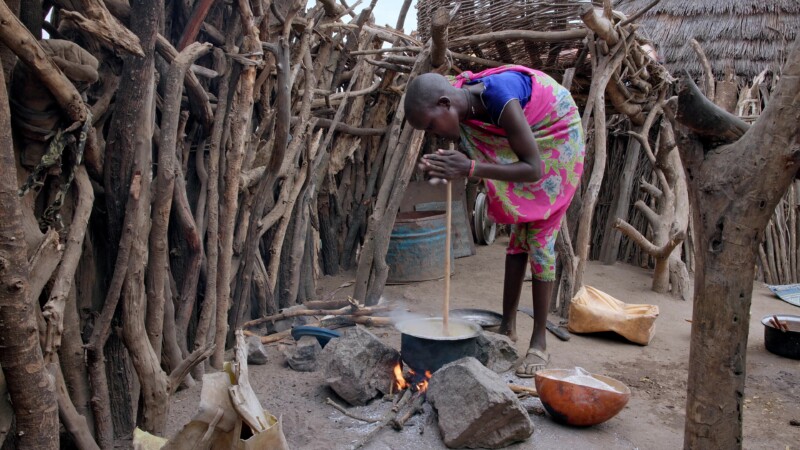 Cooking over a Three Stone Fire in Africa — Africa, South Sudan, Rural, Remote, Pastoralists