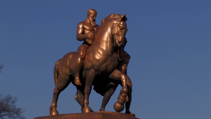 DC Sculpture — A sculpture on the Arlington Memorial Bridge in Washington, DCKeywords: Stock Footage, USA, United States, Washington, DC, Capital