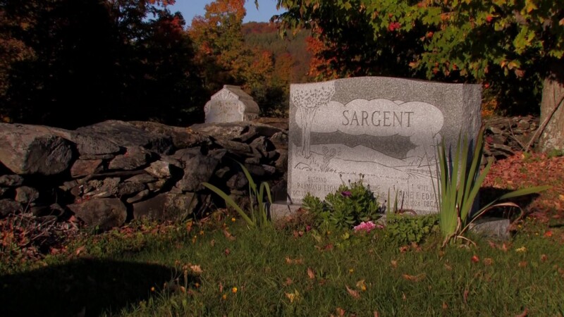 Vermont in the Fall — Stock video footage of tombstones in a typical old cemetery in Vermont. — Stock Footage, USA, United States, Vermont, graveyard