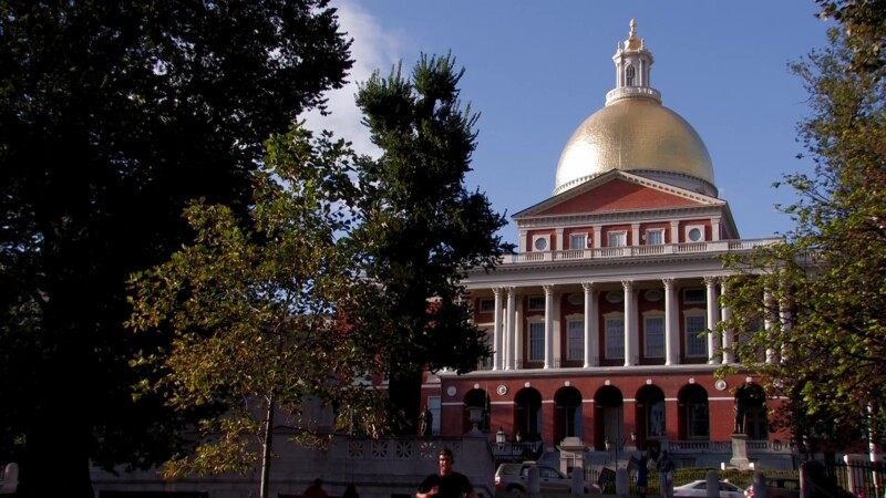 Massachusetts State Capital Building — Massachusetts state house in Boston, MAKeywords: Stock Footage, USA, United States, New England, Boston, MA, Massachus...