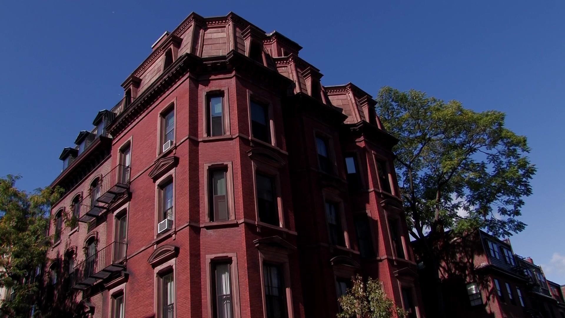 Brownstone Apartments in Boston